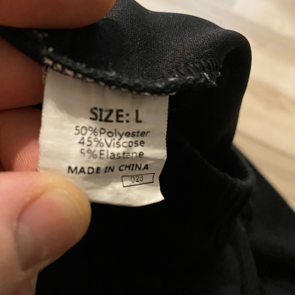 Black Wide-Leg Pants- Womens size L-122 - Picture 3 of 3